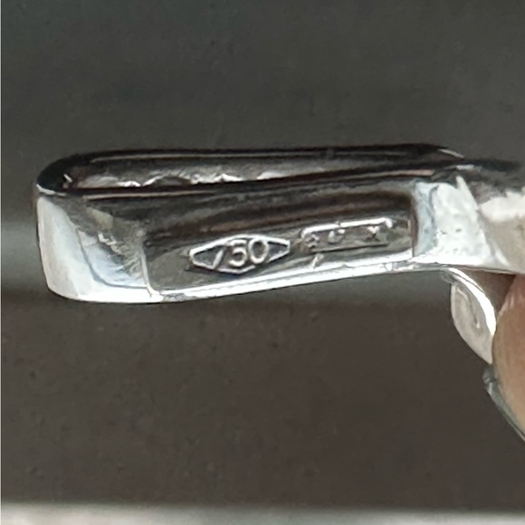 18k white gold cross pendant with diamonds from Italy. Stamped 750 and Hallmarks - Picture 7 of 7